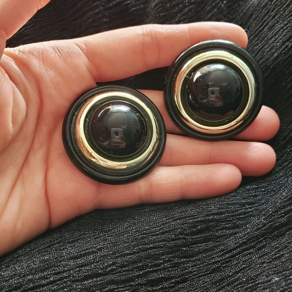 VTG Retro Black/ Gold Circle Clip-on Earrings